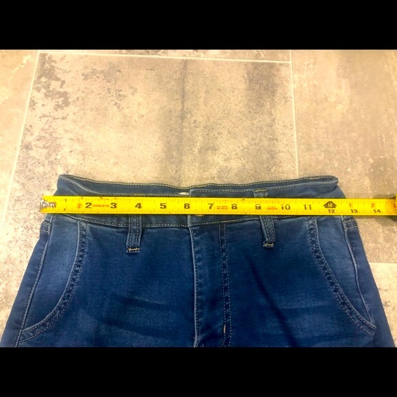 ❤️🔥YMI Kozy Fit Distressed Jeans Jogger Style ❤️🔥Measurements in Photos❤️🔥 - Picture 11 of 14